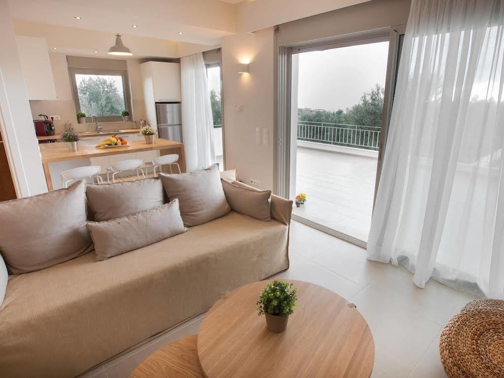 Abelia Luxurious Villas Finikounta Exterior photo