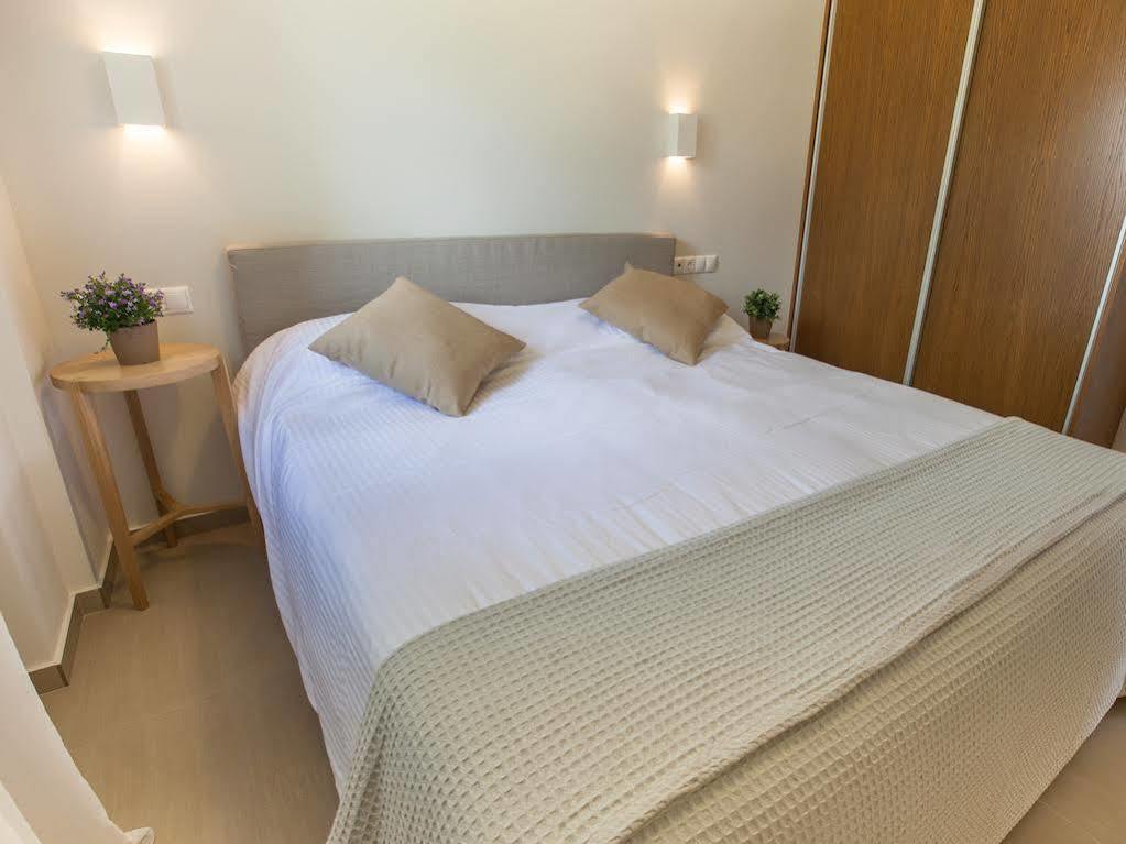 Abelia Luxurious Villas Finikounta Exterior photo