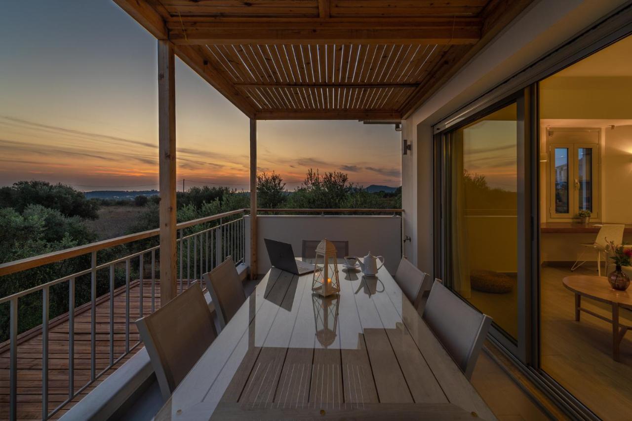 Abelia Luxurious Villas Finikounta Exterior photo