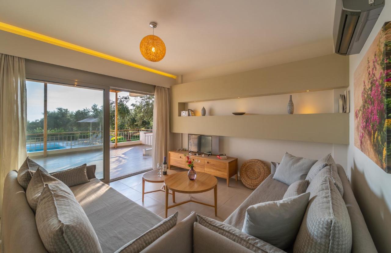 Abelia Luxurious Villas Finikounta Exterior photo