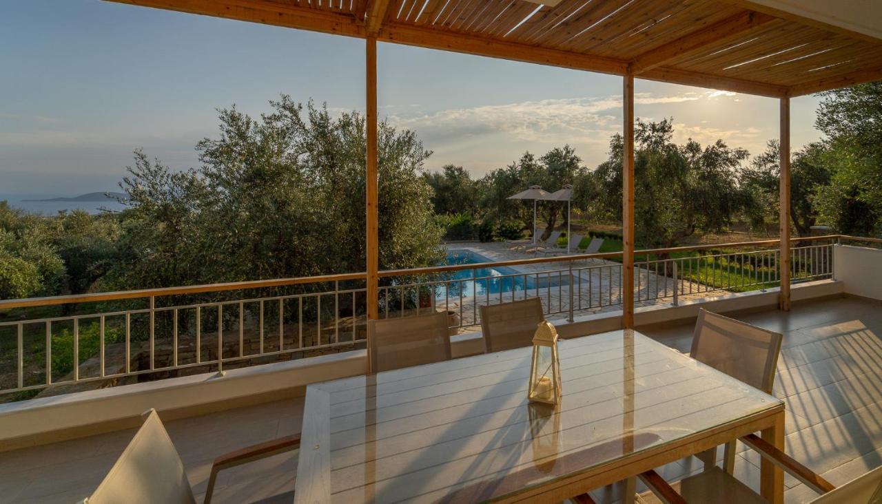Abelia Luxurious Villas Finikounta Exterior photo