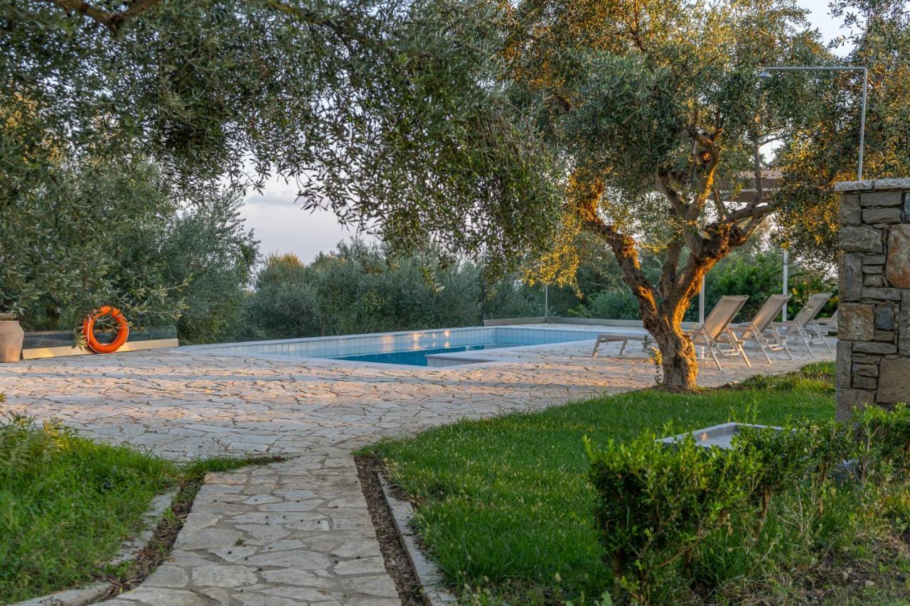 Abelia Luxurious Villas Finikounta Exterior photo
