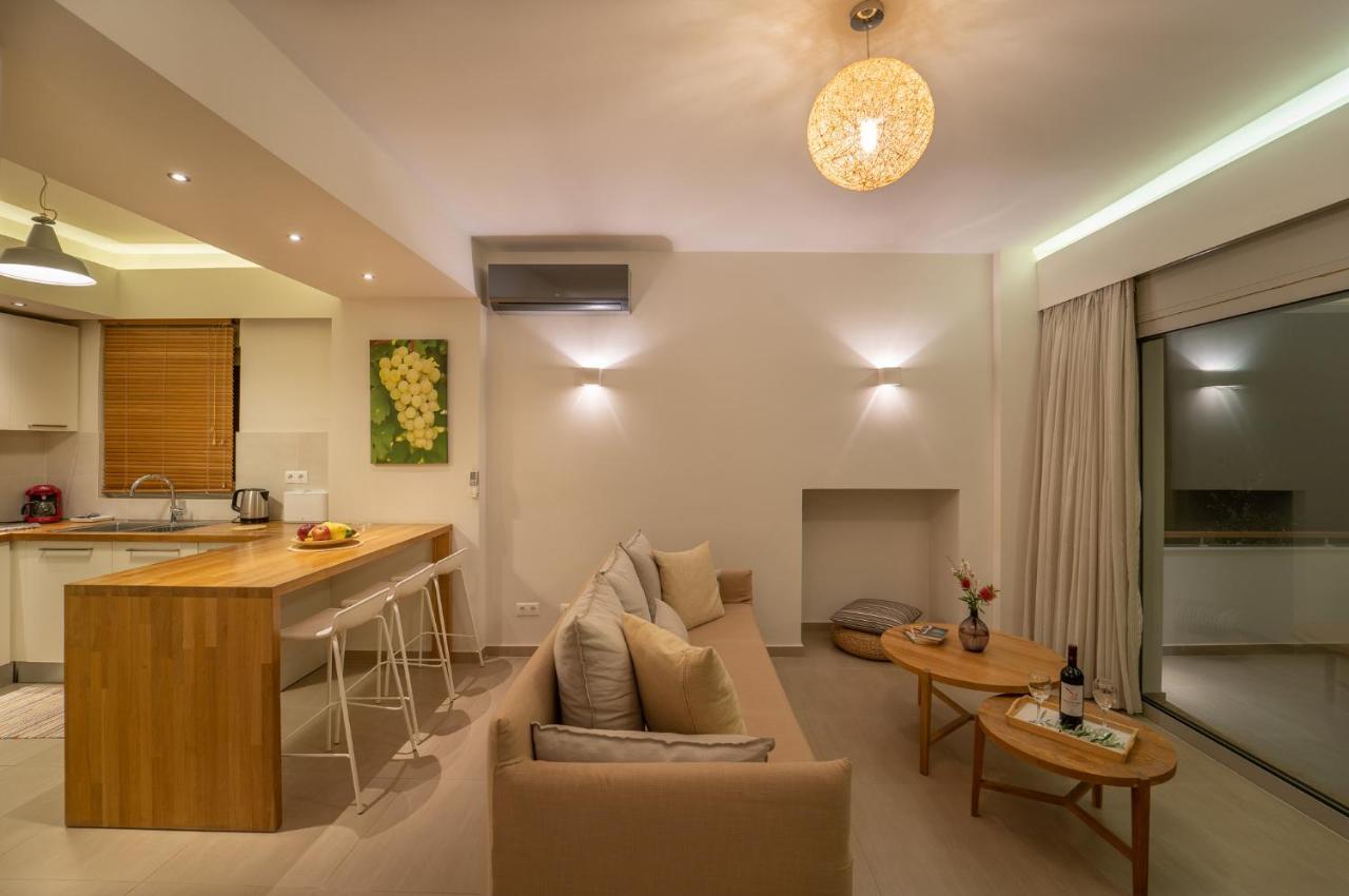 Abelia Luxurious Villas Finikounta Exterior photo