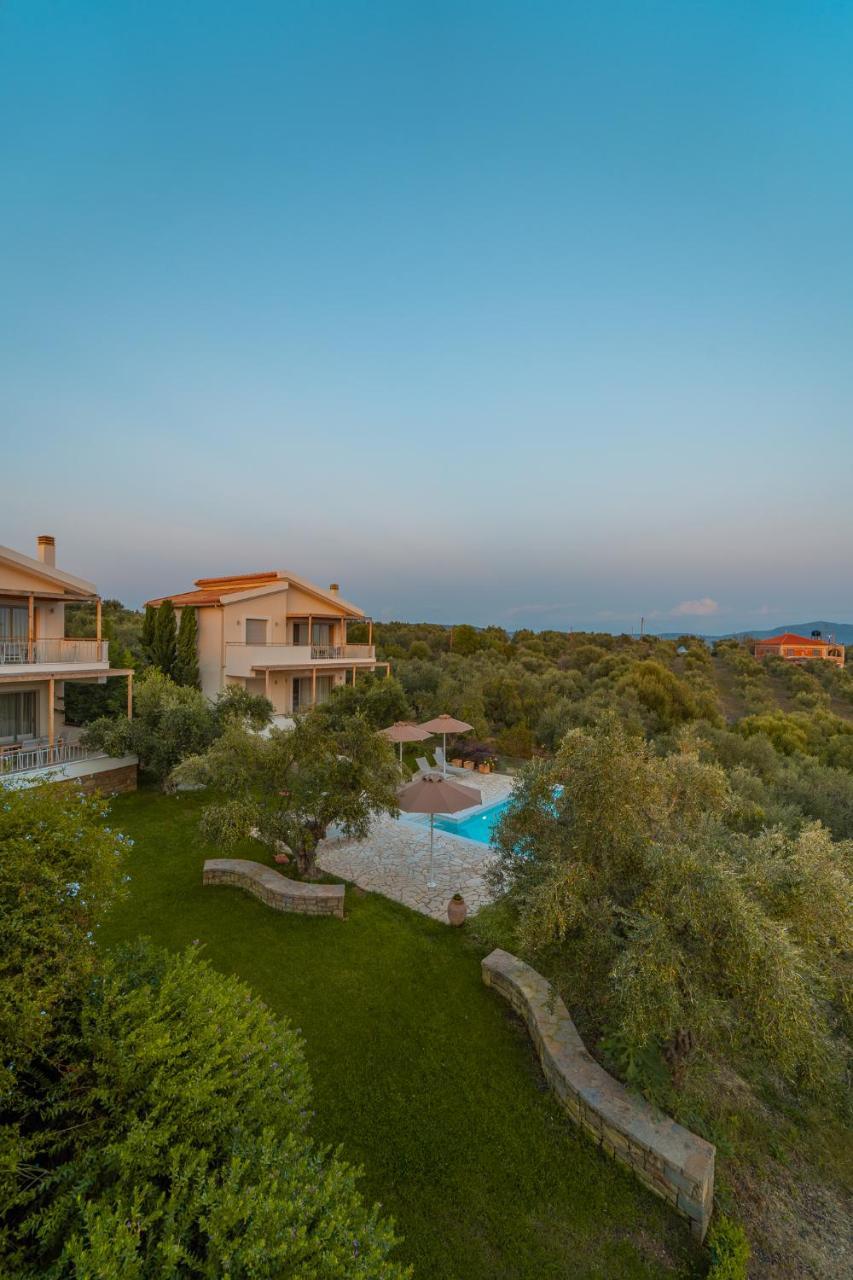 Abelia Luxurious Villas Finikounta Exterior photo